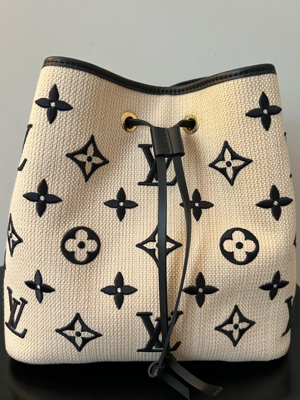 Limited Edition Louis Vuitton NeoNoe